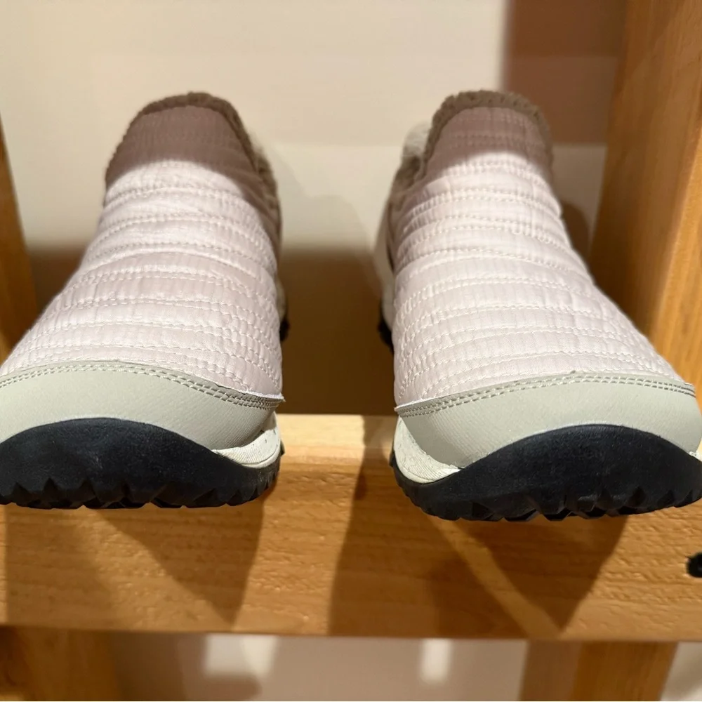 Merrell women’s  Quilted Slip-On Sneakers - Cream and Gray - Picture 9 of 10